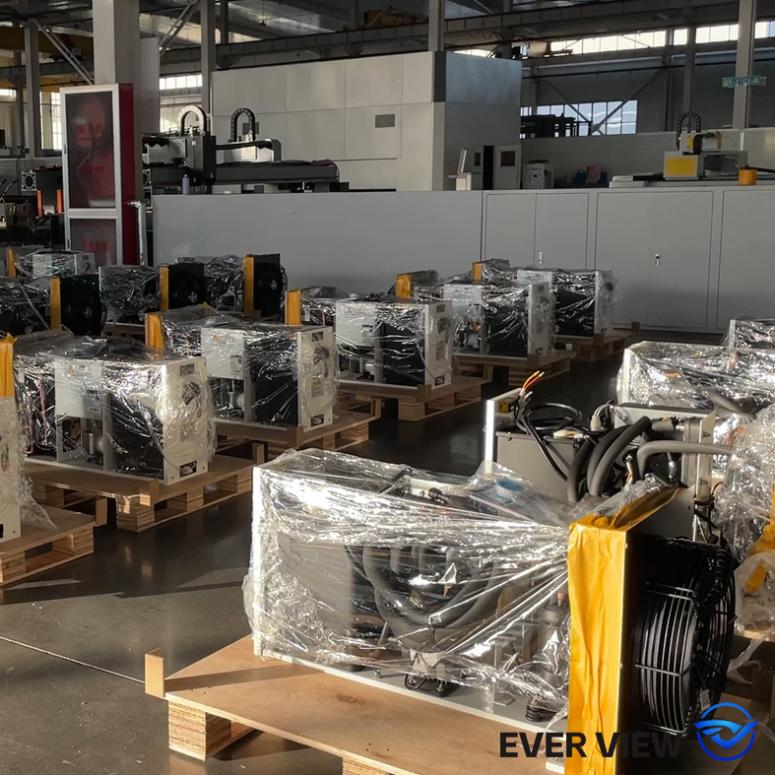 mesin nglereni laser nguatake pangolahan bagean otomotif; EVER VIEW nggawe solusi produksi sing efisien.