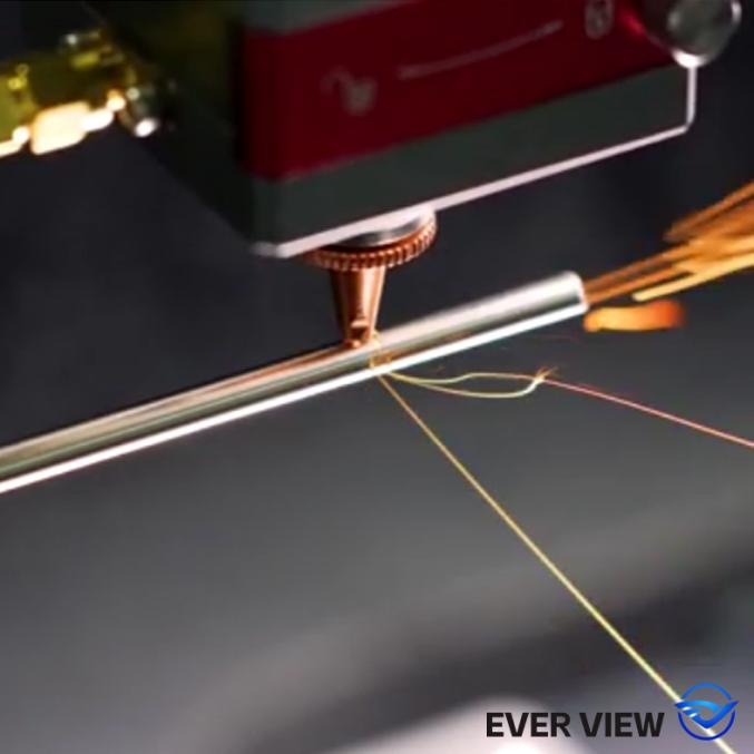 Mesin Pemotongan Laser Nggampangake Pangolahan Komponen Elektronik; EVER VIEW Ngrambah Terobosan ing Thin-Film Micro-Precision Cutting