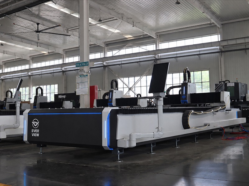 Kepiye Mesin Pemotong Flatbed Bisa Ngapikake Lembaran Logam?